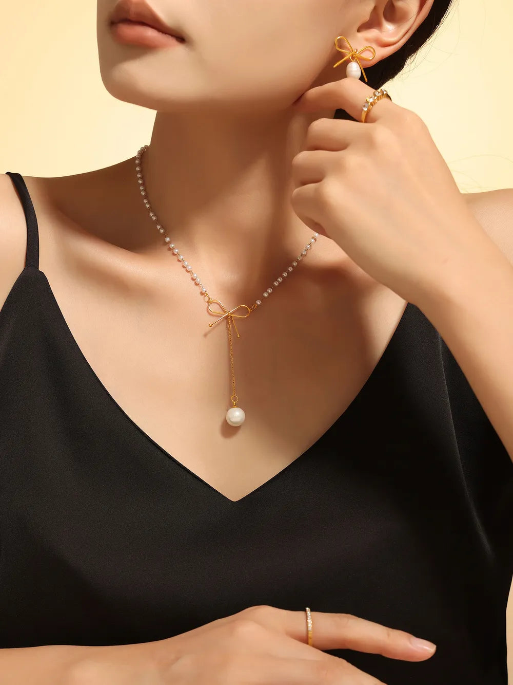 Light luxury simple stainless steel clavicle chain